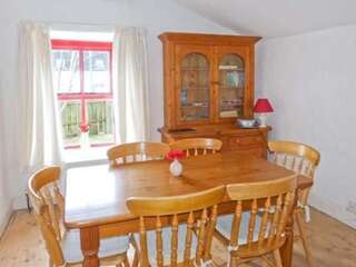 Дома для отпуска Self Catering Donegal - Teac Chondai Thatched Cottage Loughanure Дом для отпуска-13