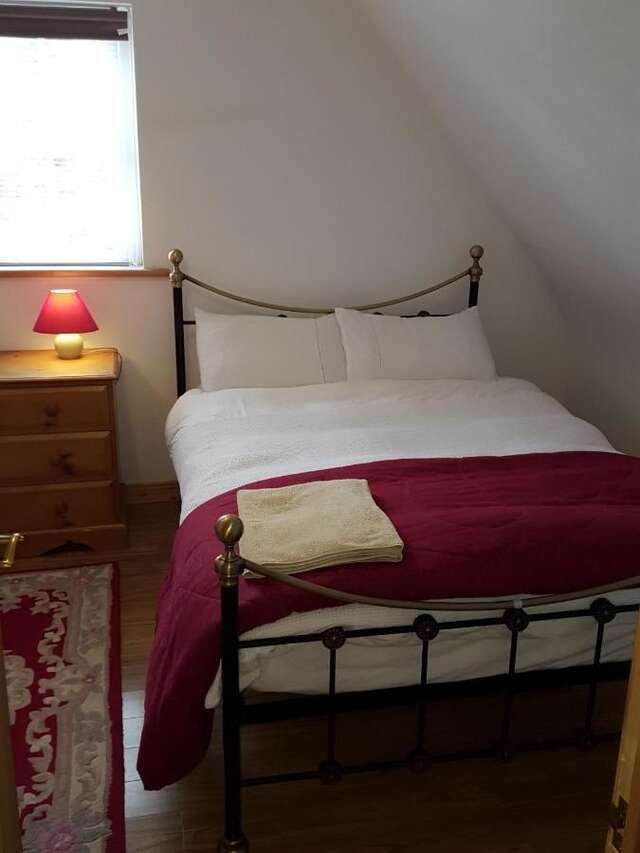 Дома для отпуска Self Catering Donegal - Teac Chondai Thatched Cottage Loughanure-13